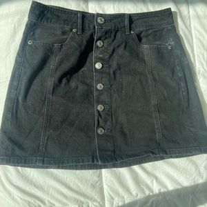 American Eagle Black Jean skirt | Size 4